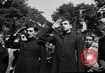 Image cérémonie de lever du drapeau national l'Inde, 1947, de la seconde 52 séquences d'archives historiques vidéo 65675047765