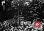 Image cérémonie de lever du drapeau national l'Inde, 1947, de la seconde 57 séquences d'archives historiques vidéo 65675047765