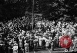 Image cérémonie de lever du drapeau national l'Inde, 1947, de la seconde 59 séquences d'archives historiques vidéo 65675047765