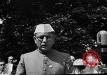 Image cérémonie de lever du drapeau national l'Inde, 1947, de la seconde 61 séquences d'archives historiques vidéo 65675047765