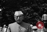 Image cérémonie de lever du drapeau national l'Inde, 1947, de la seconde 62 séquences d'archives historiques vidéo 65675047765