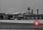 Standbild aviator Howard Hughes Chicago Illinois USA, 1938, aus Sekunde 8 historischem Filmmaterial Videoclip 65675047767