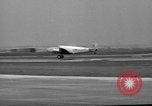 Standbild aviator Howard Hughes Chicago Illinois USA, 1938, aus Sekunde 12 historischem Filmmaterial Videoclip 65675047767