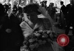 Standbild Hochzeit auf der Achterbahn Palisades Park New Jersey USA, 1938, aus Sekunde 47 historischem Filmmaterial Videoclip 65675047769