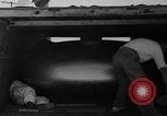 Standbild turtle-förmige race car Wendover Utah USA, 1938, aus Sekunde 15 historischem Filmmaterial Videoclip 65675047791