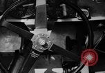 Standbild turtle-förmige race car Wendover Utah USA, 1938, aus Sekunde 16 historischem Filmmaterial Videoclip 65675047791