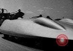 Standbild turtle-förmige race car Wendover Utah USA, 1938, aus Sekunde 24 historischem Filmmaterial Videoclip 65675047791