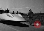 Standbild turtle-förmige race car Wendover Utah USA, 1938, aus Sekunde 27 historischem Filmmaterial Videoclip 65675047791