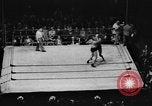 Standbild Ringkampf Buffalo New York USA, 1938, aus Sekunde 4 historischem Filmmaterial Videoclip 65675047792