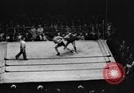 Standbild Ringkampf Buffalo New York USA, 1938, aus Sekunde 11 historischem Filmmaterial Videoclip 65675047792