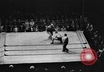 Standbild Ringkampf Buffalo New York USA, 1938, aus Sekunde 18 historischem Filmmaterial Videoclip 65675047792