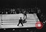 Standbild Ringkampf Buffalo New York USA, 1938, aus Sekunde 20 historischem Filmmaterial Videoclip 65675047792