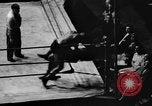 Standbild Ringkampf Buffalo New York USA, 1938, aus Sekunde 27 historischem Filmmaterial Videoclip 65675047792