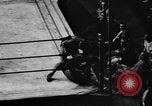 Standbild Ringkampf Buffalo New York USA, 1938, aus Sekunde 33 historischem Filmmaterial Videoclip 65675047792