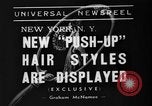 Standbild Frisuren der späten 1930er Jahre New York United States USA, 1938, aus Sekunde 8 historischem Filmmaterial Videoclip 65675047798
