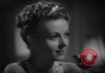 Standbild Frisuren der späten 1930er Jahre New York United States USA, 1938, aus Sekunde 19 historischem Filmmaterial Videoclip 65675047798