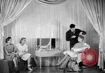 Standbild Frisuren der späten 1930er Jahre New York United States USA, 1938, aus Sekunde 26 historischem Filmmaterial Videoclip 65675047798
