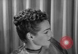 Standbild Frisuren der späten 1930er Jahre New York United States USA, 1938, aus Sekunde 39 historischem Filmmaterial Videoclip 65675047798