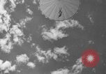 Image parachutistes San Diego California USA, 1935, de la seconde 20 séquences d'archives historiques vidéo 65675047819