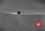 Image glissading Washington Mount Rainier National Park USA, 1938, de la seconde 44 séquences d'archives historiques vidéo 65675047826