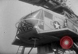 Standbild XH-17 Flying Crane Helikopter Culver City California USA, 1952, aus Sekunde 10 historischem Filmmaterial Videoclip 65675047831