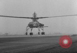 Standbild XH-17 Flying Crane Helikopter Culver City California USA, 1952, aus Sekunde 24 historischem Filmmaterial Videoclip 65675047831