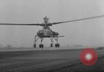 Standbild XH-17 Flying Crane Helikopter Culver City California USA, 1952, aus Sekunde 25 historischem Filmmaterial Videoclip 65675047831