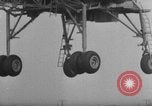 Standbild XH-17 Flying Crane Helikopter Culver City California USA, 1952, aus Sekunde 31 historischem Filmmaterial Videoclip 65675047831