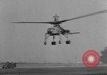 Standbild XH-17 Flying Crane Helikopter Culver City California USA, 1952, aus Sekunde 41 historischem Filmmaterial Videoclip 65675047831