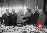 Standbild M J Blumberg Beverly Hills California USA, 1952, aus Sekunde 4 historischem Filmmaterial Videoclip 65675047832