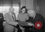 Standbild M J Blumberg Beverly Hills California USA, 1952, aus Sekunde 24 historischem Filmmaterial Videoclip 65675047832
