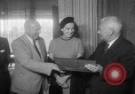 Standbild M J Blumberg Beverly Hills California USA, 1952, aus Sekunde 27 historischem Filmmaterial Videoclip 65675047832