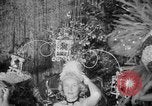 Immagine di Testate floreali California United States USA, 1952, secondo 19 filmato di repertorio 65675047833