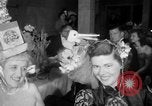 Immagine di Testate floreali California United States USA, 1952, secondo 56 filmato di repertorio 65675047833
