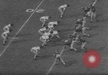 Immagine di Football americano Los Angeles California USA, 1952, secondo 9 filmato di repertorio 65675047834