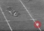 Immagine di Football americano Los Angeles California USA, 1952, secondo 22 filmato di repertorio 65675047834