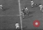 Immagine di Football americano Los Angeles California USA, 1952, secondo 25 filmato di repertorio 65675047834