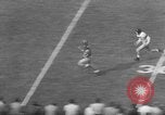 Immagine di Football americano Los Angeles California USA, 1952, secondo 28 filmato di repertorio 65675047834
