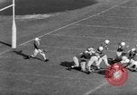 Immagine di Football americano Los Angeles California USA, 1952, secondo 40 filmato di repertorio 65675047834