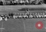 Immagine di Football americano Los Angeles California USA, 1952, secondo 43 filmato di repertorio 65675047834