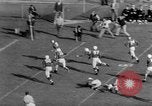Immagine di Football americano Los Angeles California USA, 1952, secondo 51 filmato di repertorio 65675047834