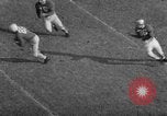 Immagine di Football americano Los Angeles California USA, 1952, secondo 60 filmato di repertorio 65675047834