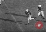 Immagine di Football americano Los Angeles California USA, 1952, secondo 62 filmato di repertorio 65675047834