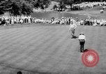 Immagine di Il golfer Lloyd Eugene Mangrum Cleveland Ohio USA, 1946, secondo 15 filmato di repertorio 65675047839