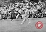 Immagine di Il golfer Lloyd Eugene Mangrum Cleveland Ohio USA, 1946, secondo 53 filmato di repertorio 65675047839