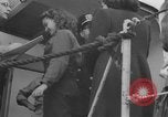 Immagine di Spose di guerra Europa, 1946, secondo 14 filmato di repertorio 65675047843