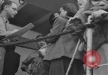 Immagine di Spose di guerra Europa, 1946, secondo 18 filmato di repertorio 65675047843