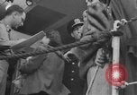 Immagine di Spose di guerra Europa, 1946, secondo 20 filmato di repertorio 65675047843