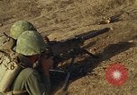 Immagine di Stati Uniti Marines assalto anfibio della formazione Okinawa in Giappone, 1961, secondo 18 filmato di repertorio 65675047856