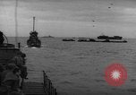 Immagine di Landing Craft Fanteria Baie de la Seine Normandia Francia, 1944, secondo 27 filmato di repertorio 65675047874